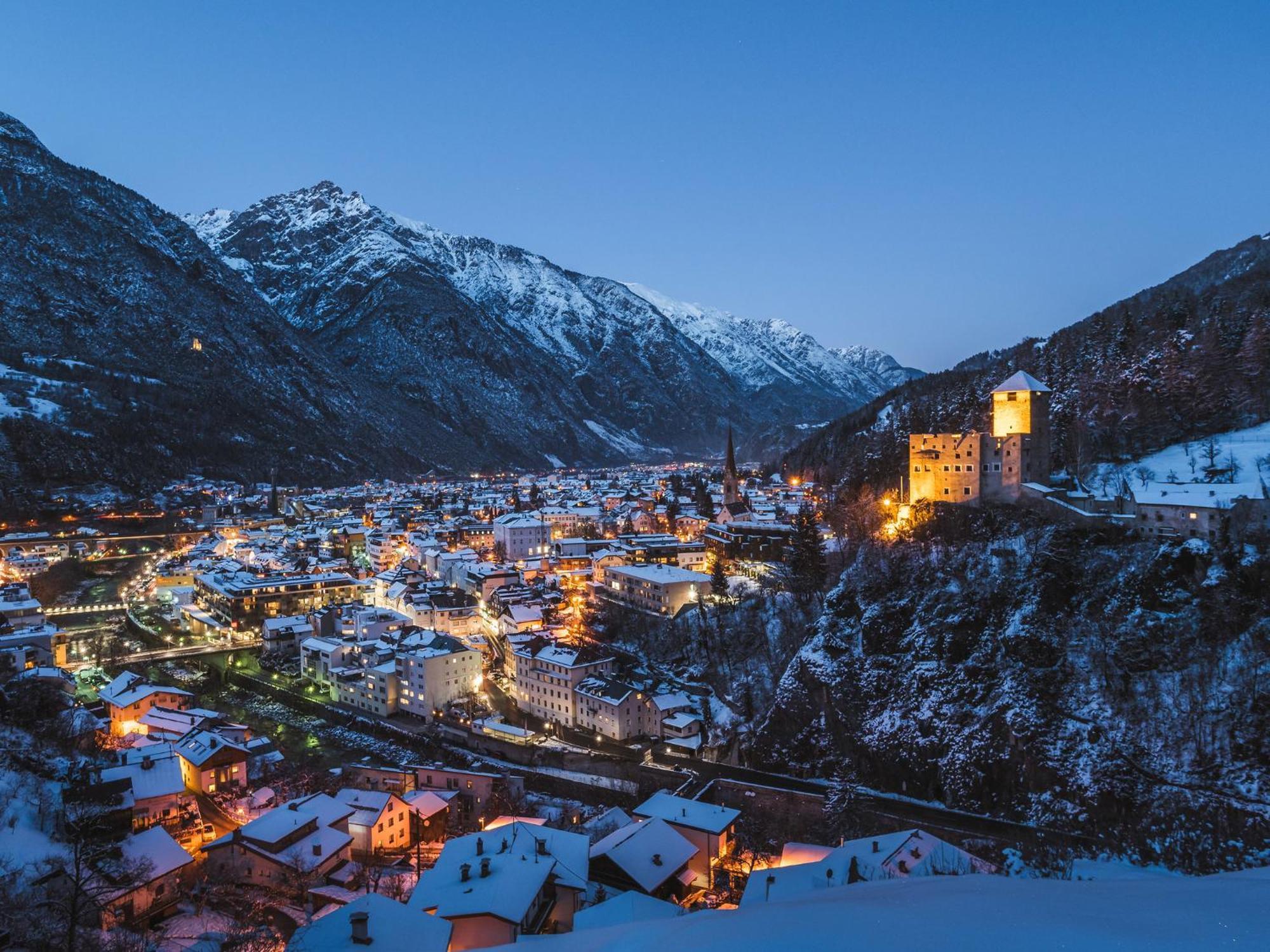 Lechtaler Alpenblick Landeck - Privatzimmer & Ferienwohnung Esterno foto
