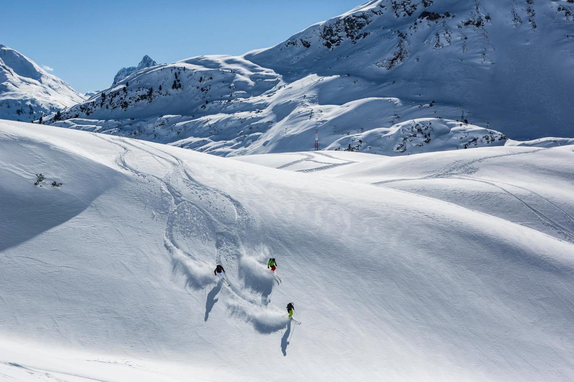 Lechtaler Alpenblick Landeck - Privatzimmer & Ferienwohnung Esterno foto