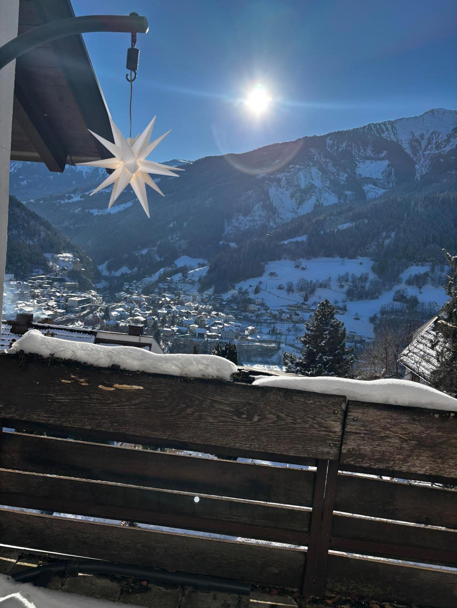 Lechtaler Alpenblick Landeck - Privatzimmer & Ferienwohnung Esterno foto