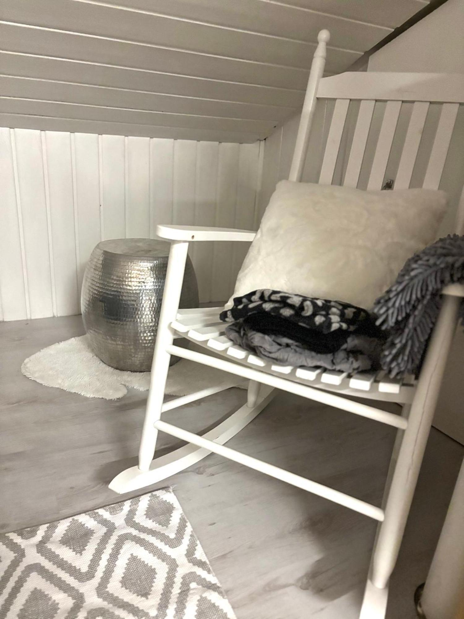 Lechtaler Alpenblick Landeck - Privatzimmer & Ferienwohnung Esterno foto