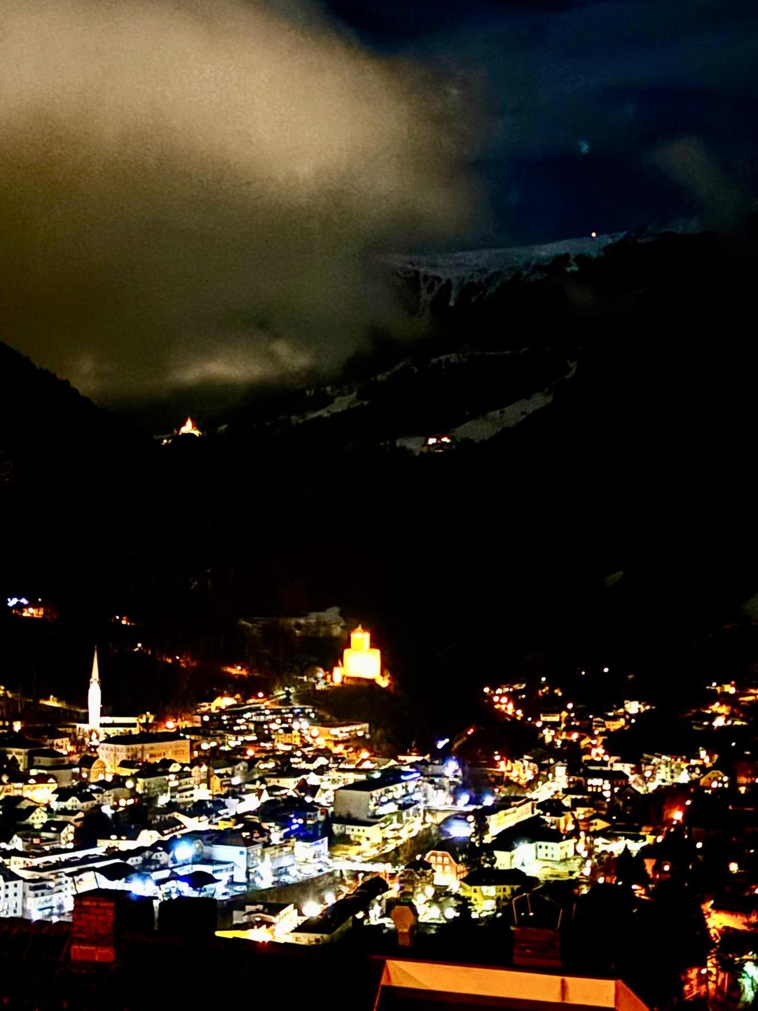 Lechtaler Alpenblick Landeck - Privatzimmer & Ferienwohnung Esterno foto