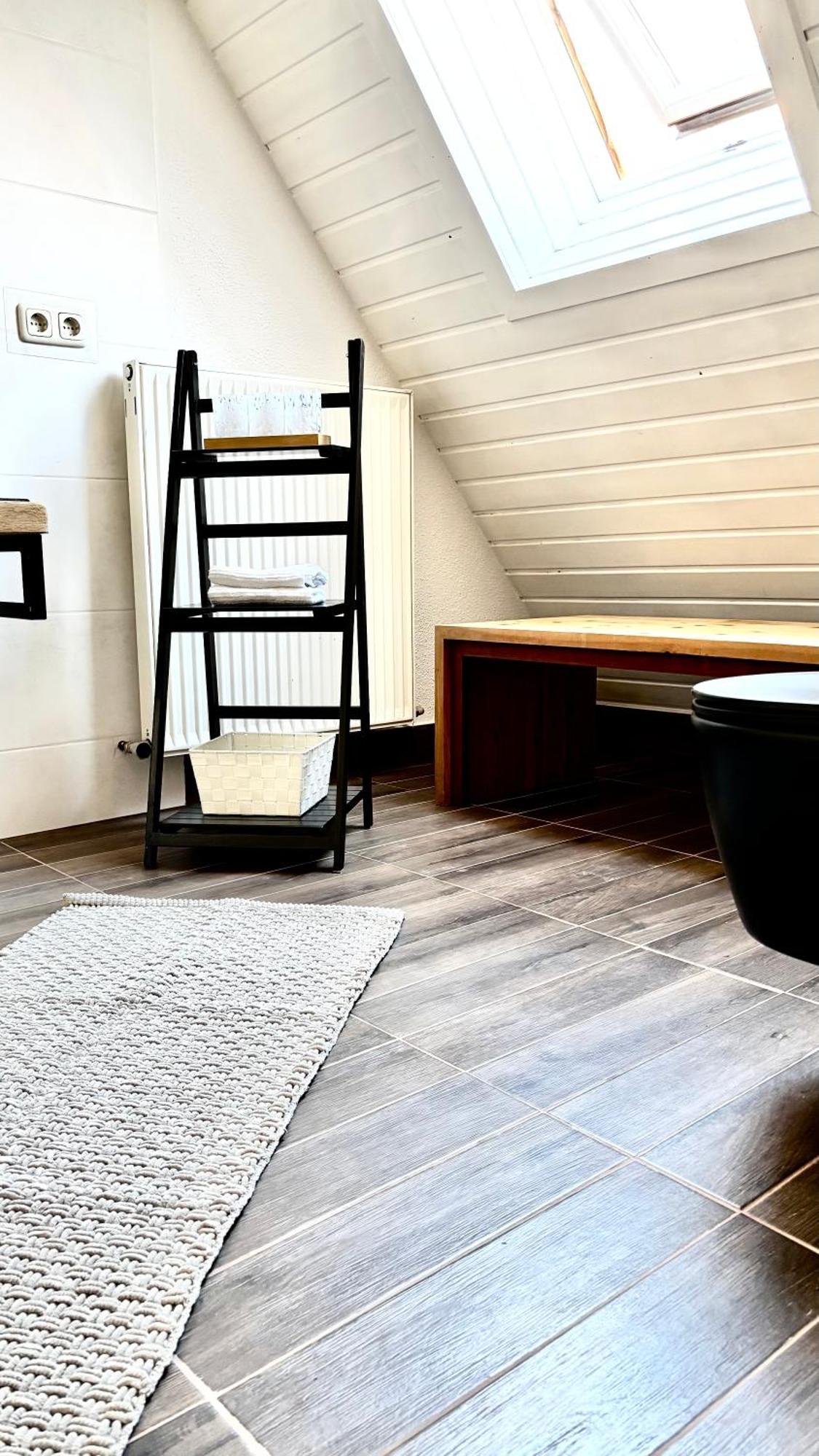 Lechtaler Alpenblick Landeck - Privatzimmer & Ferienwohnung Esterno foto
