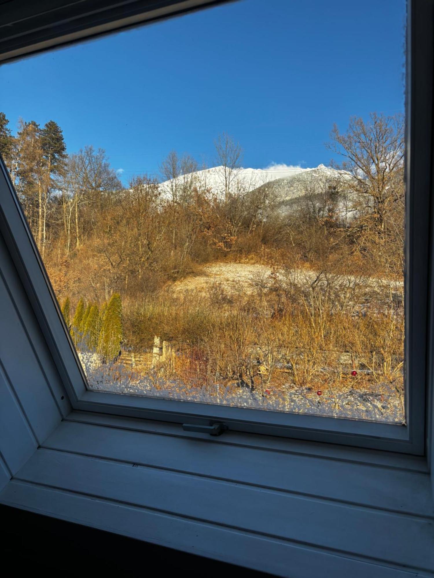 Lechtaler Alpenblick Landeck - Privatzimmer & Ferienwohnung Esterno foto